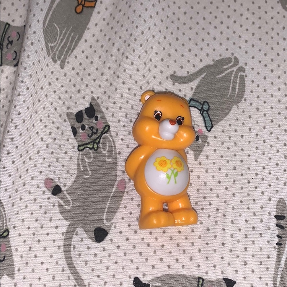 Friend bear carebear mini figure
